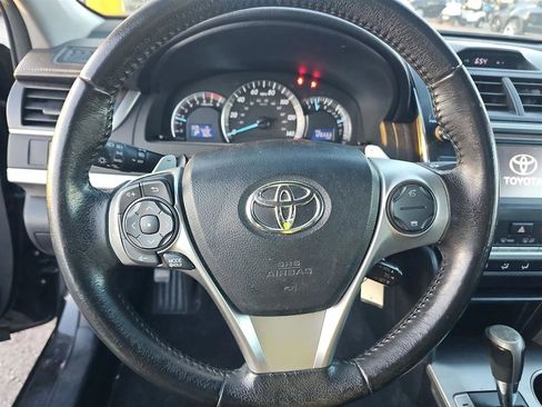 Used 2012 Toyota Camry SE image 9
