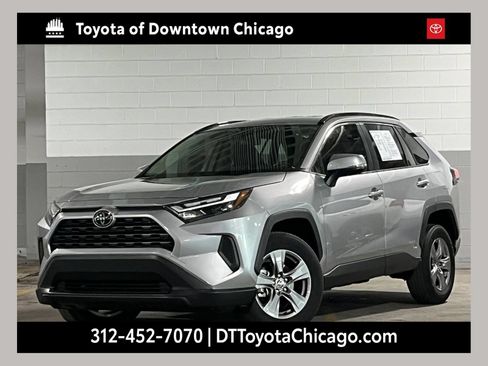 Used 2025 Toyota RAV4 XLE AWD/4WD image 1