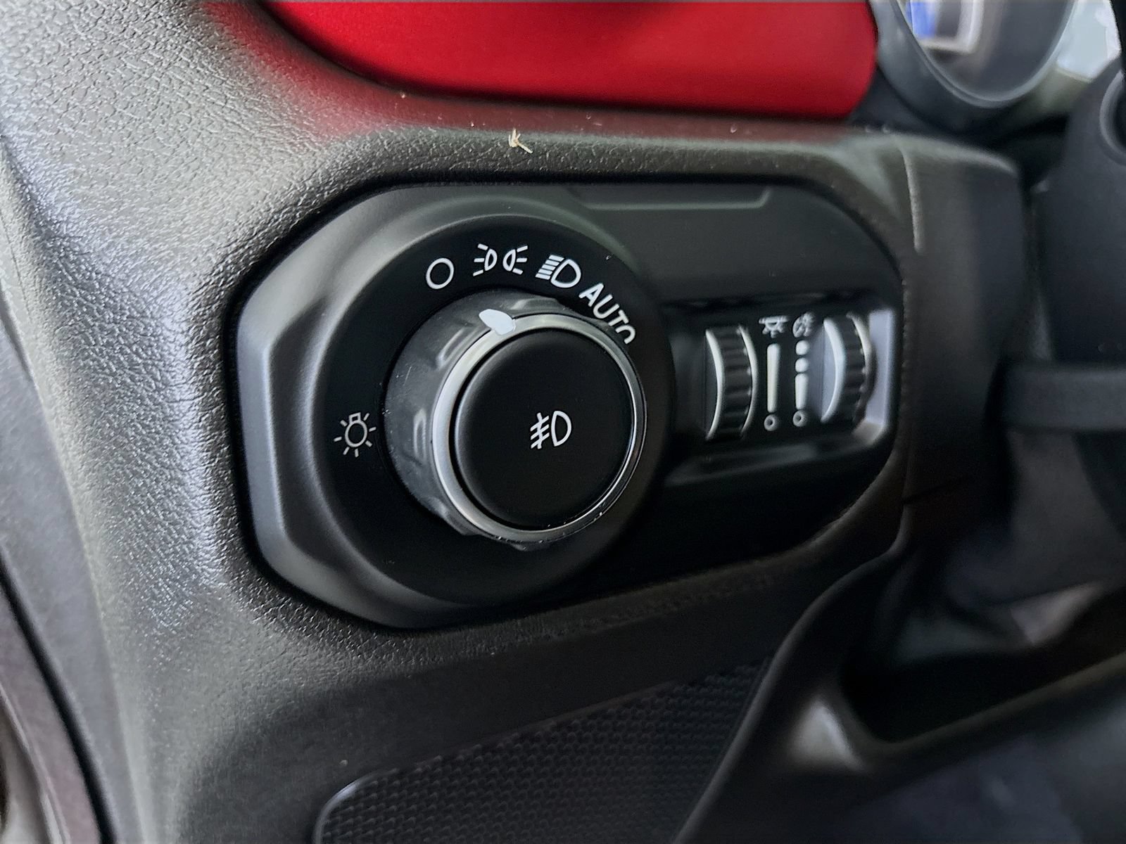 Used 2019 Jeep Wrangler Unlimited Rubicon AWD/4WD image 10