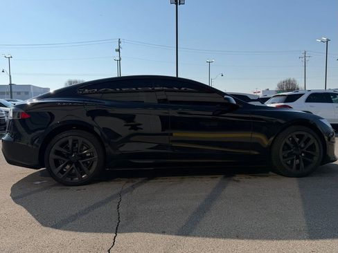 Used 2021 Tesla Model S Plaid image 12