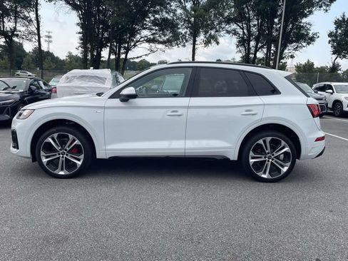 Certified 2025 Audi Q5 2.0T Premium Plus AWD/4WD image 4