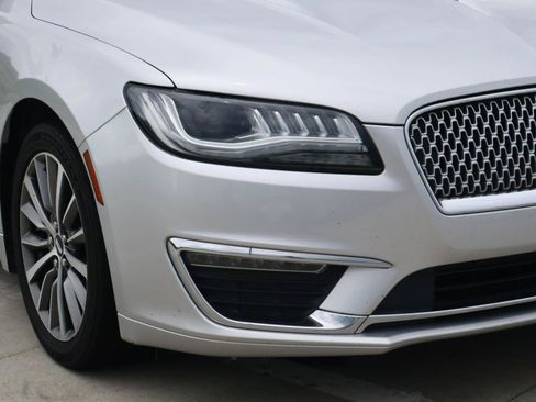Used 2018 Lincoln MKZ Select w/ Select Plus Package FWD image 8
