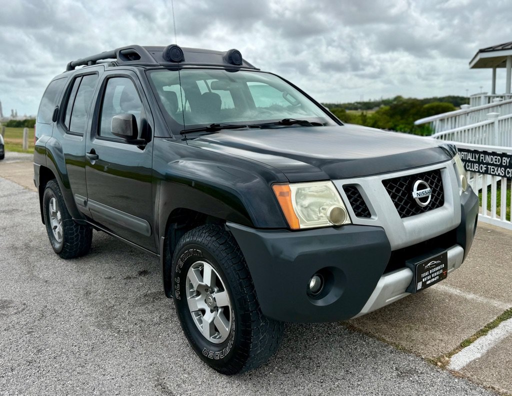 Used 2013 Nissan Xterra PRO-4X w/ Pro-4x Leather Pkg AWD/4WD image 3