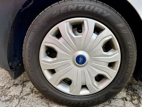 Used 2022 Ford Transit Connect XL FWD image 38