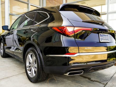 Used 2023 Acura MDX SH-AWD image 10