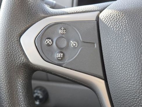 Used 2020 GMC Canyon 2WD Crew Cab w/ Convenience Package image 9