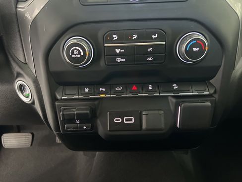 Used 2024 Chevrolet Silverado 2500 Custom w/ Custom Value Package image 16