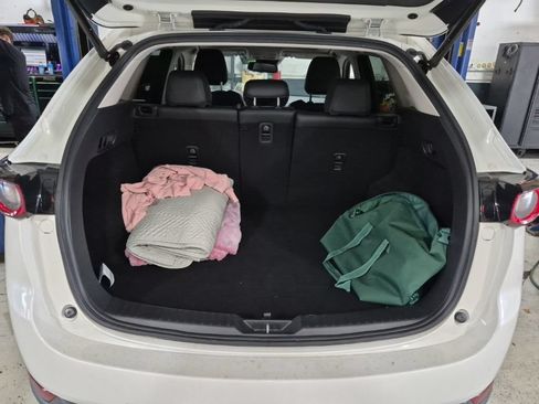 Used 2019 MAZDA CX-5 Touring FWD image 17