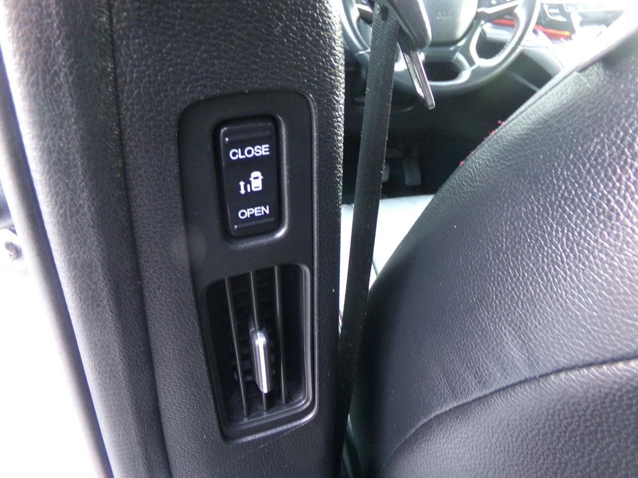 Used 2023 Honda Odyssey Sport image 36