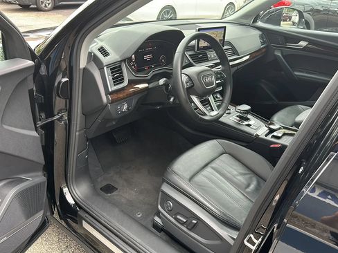 Used 2019 Audi Q5 2.0T Premium Plus w/ Premium Plus Package AWD/4WD image 13