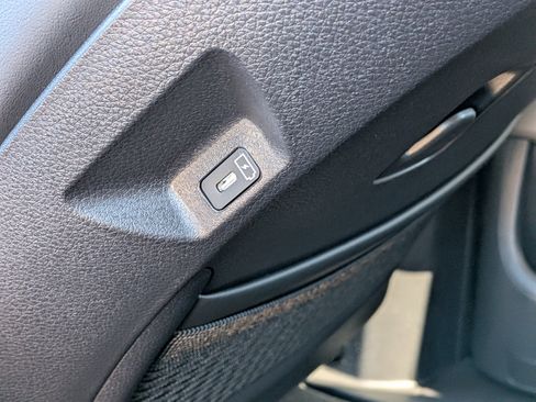 New 2026 Kia Carnival LXS image 18