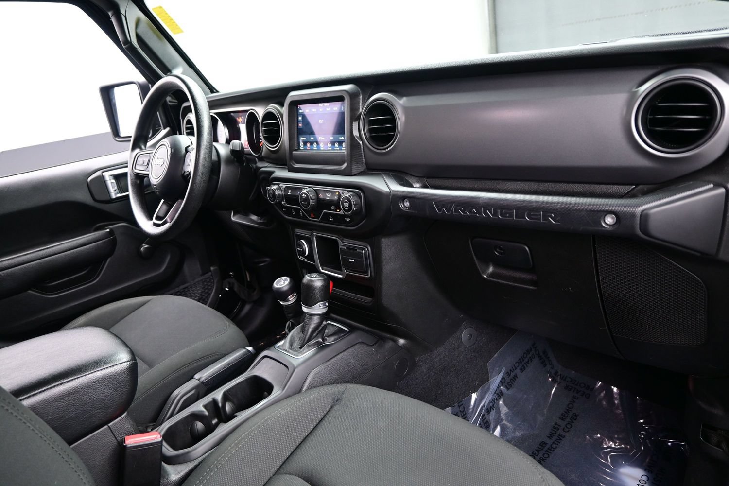 Used 2022 Jeep Wrangler Unlimited Sport AWD/4WD image 16