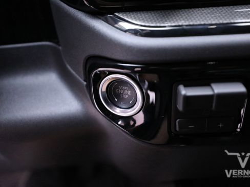 New 2026 Chevrolet Silverado 1500 ZR2 image 25