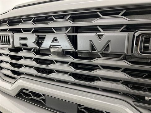 Used 2025 RAM 3500 Big Horn image 31