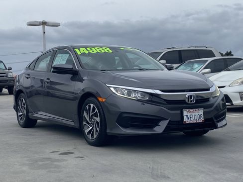 Used 2016 Honda Civic EX image 2