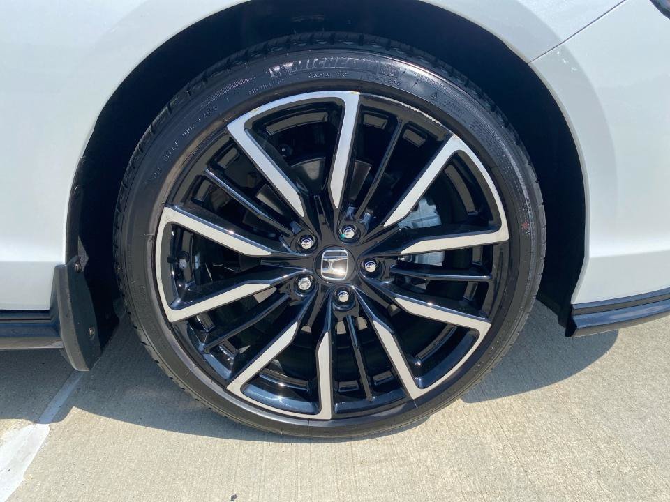 Certified 2024 Honda Accord Touring image 29