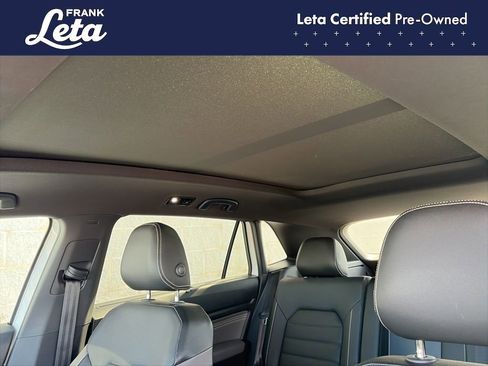 Used 2023 Volkswagen Atlas Cross Sport SEL Premium R-Line image 10