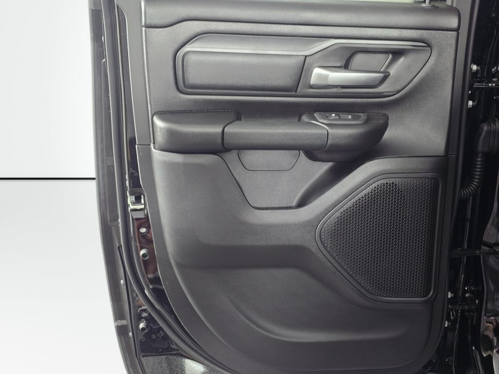 New 2026 RAM 1500 Express AWD/4WD image 37