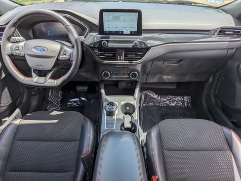 Used 2025 Ford Escape ST-Line AWD/4WD image 16