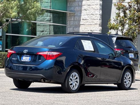 Used 2018 Toyota Corolla LE FWD image 4