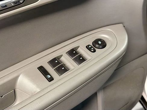 Used 2017 Chevrolet Traverse LS image 18