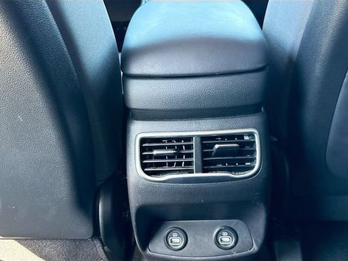 Used 2023 Hyundai Santa Fe SEL FWD image 25