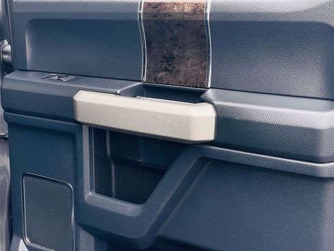 Used 2022 Ford F350 Lariat w/ Lariat Ultimate Package AWD/4WD image 30