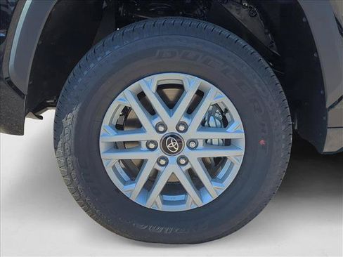 New 2025 Toyota Tundra SR5 w/ SR5 Convenience Package AWD/4WD image 10