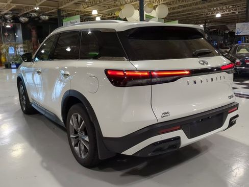 Used 2024 INFINITI QX60 Luxe w/ Performance Audio Package image 9