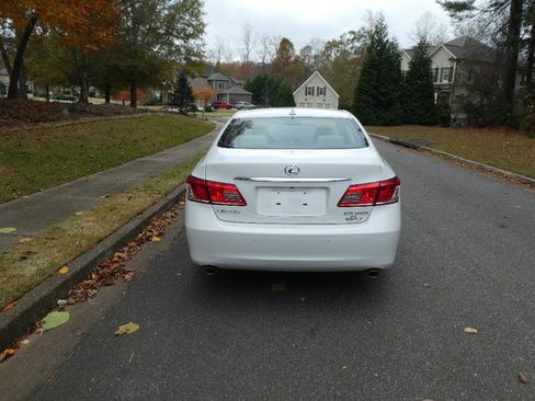 Used 2010 Lexus ES 350 Sedan image 26