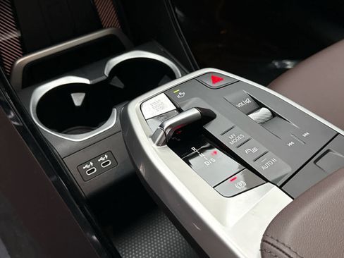 Certified 2024 BMW X1 M35i w/ Premium Package image 12