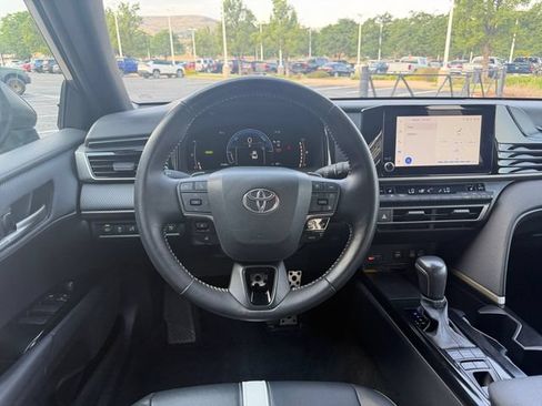 Used 2025 Toyota Camry SE w/ Convenience Package AWD/4WD image 19