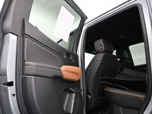 Used 2026 GMC Canyon AT4 w/ Technology Plus Package AWD/4WD image 13