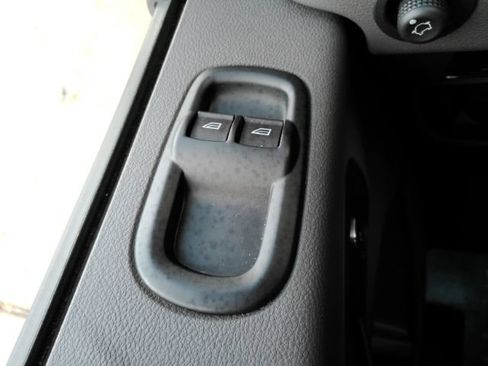 Used 2025 Ford Transit 350 XLT RWD image 29