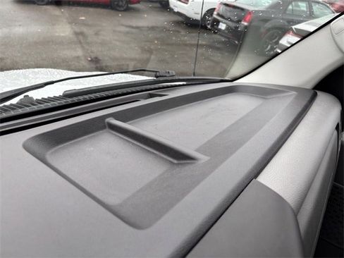 Used 2022 Ford E-350 and Econoline 350 Super Duty w/ Power Windows & Locks Group image 23