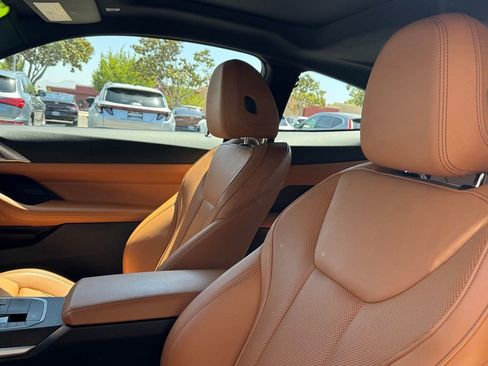 Used 2023 BMW 430i Coupe w/ Premium Package RWD image 11