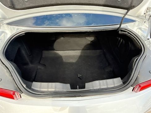 Used 2016 Chevrolet Camaro SS image 28