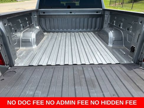 Used 2023 Chevrolet Silverado 1500 LT AWD/4WD image 25