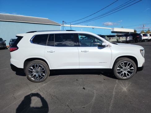 New 2026 GMC Acadia Denali Ultimate image 9