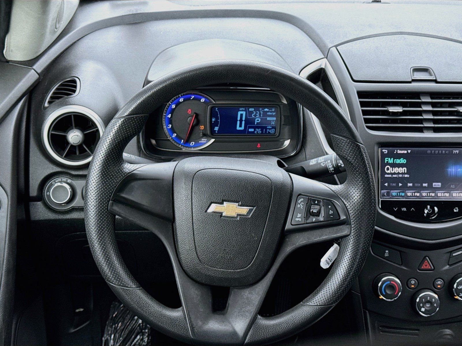 Used 2016 Chevrolet Trax LS w/ LPO, Cargo Package FWD image 13