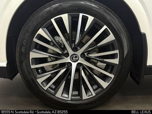 Used 2025 Lexus RX 350 w/ Convenience Package AWD/4WD image 10