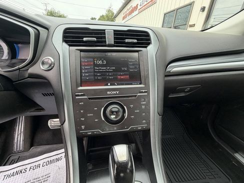 Used 2015 Ford Fusion Titanium FWD image 13