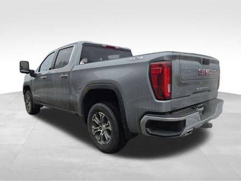 New 2026 GMC Sierra 1500 SLT w/ SLT Convenience Package image 9