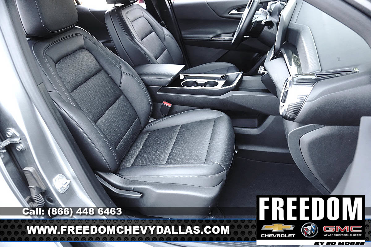 Used 2025 Chevrolet Equinox LT w/ Convenience Package II FWD image 11