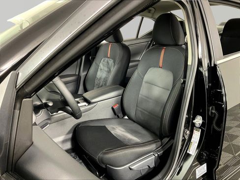 Certified 2025 Nissan Sentra SR w/ Midnight Edition FWD image 21
