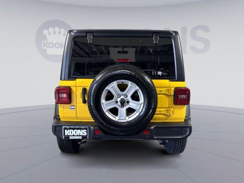 Used 2021 Jeep Wrangler Sport AWD/4WD image 5