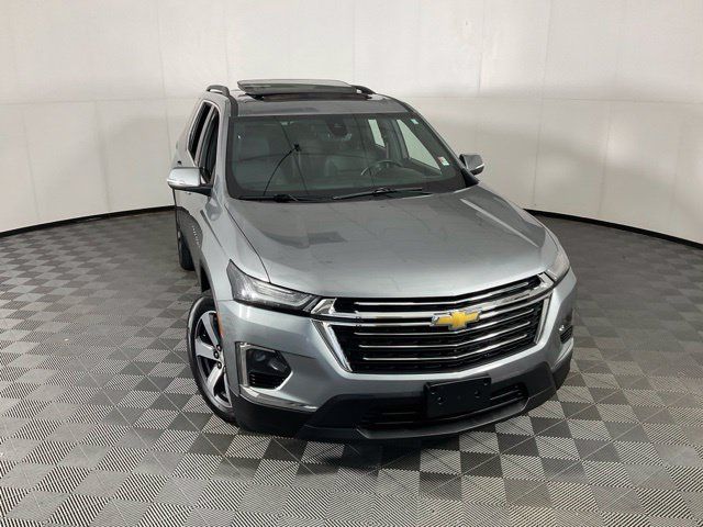 Used 2023 Chevrolet Traverse LT w/ LT Premium Package AWD/4WD image 46