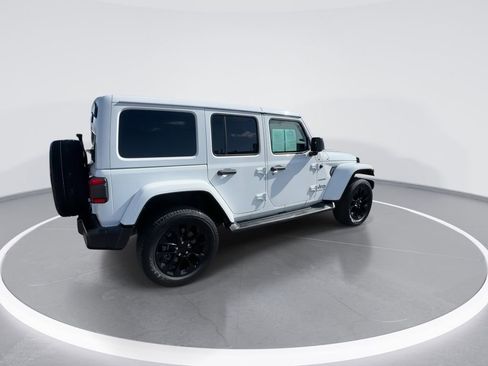 Used 2023 Jeep Wrangler Unlimited Sahara w/ Cold Weather Group image 14