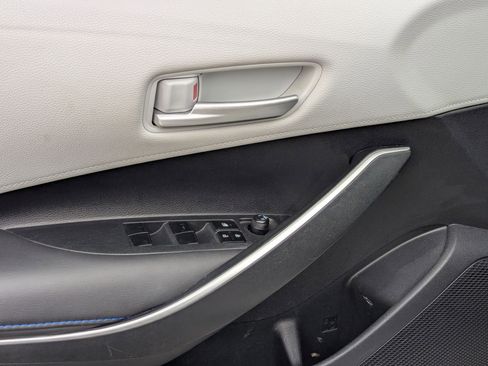 Used 2020 Toyota Corolla SE image 12