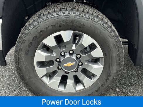 New 2026 Chevrolet Silverado 2500 LT image 34
